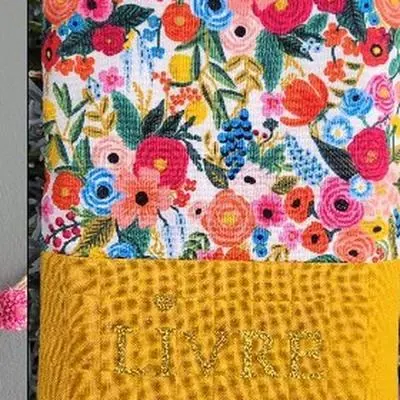 Accessoire couture « Pochette Liberty « Livre » », création faite main L'Atelier de Ninine